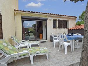 Villas Great holiday home near a pleasure marina the Mediterranean and the Pyrenees : photos des chambres