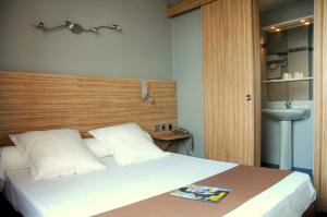 Hotels Logis Hotel Restaurant Mar I Sol : photos des chambres