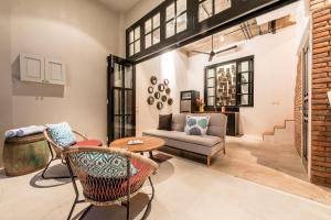 Central 1 Bedroom Villa 5 Min walk to Seminyak Beach