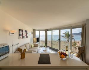 Living Las Canteras Homes - BEACHFRONT PLAYA GRANDE