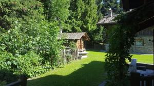 Apartement Chalet Blanc "Le Flocon" Courmayeur Itaalia