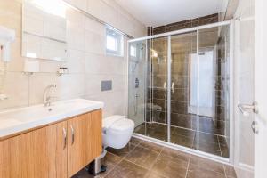 Junior Suite with Sea View room in Ekici Hotel