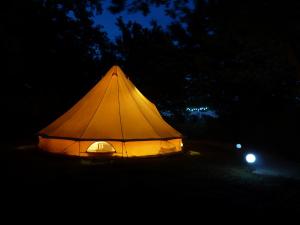 Campings Camping Etang Du Camp : photos des chambres