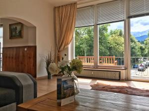 Golden GaPa Central Large Family Apartment 24