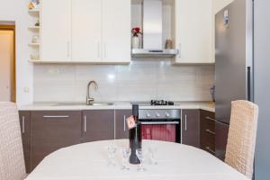 Apartments Iva Brstilo