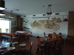 Penzion a Motobar Bravantice