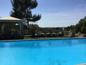 Chata Superbe Gîte pour 2 personnes avec piscine, proche d'Eygalières, avec une jolie vue sur les Alpilles Orgon Francie