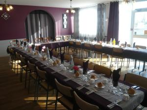 Hotels Hotel Restaurant La Grenouillere : photos des chambres