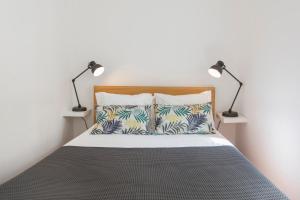 Bica Patio 3BDR Duplex by LovelyStay