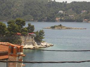 Plakes Suites Skiathos Greece