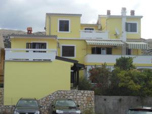Donami Apartments