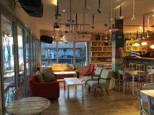 ArkaBarka 2- Floating Dream Rooms and Apartments