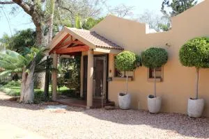 Micasa Sucasa Guesthouse - Ellisras