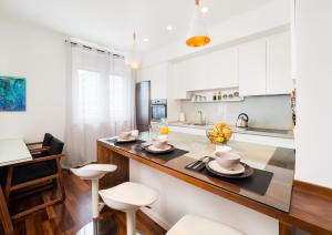 Azimut Apartment
