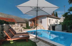 Holiday House near Split with pool