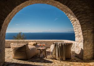 BASSA MAINA Villas & Suites Lakonia Greece