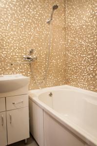 Scandinavian Poltava Apartments with 2 rooms, 3 beds 1 sofa