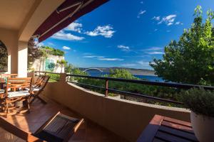 Captains Apartment with Sea View