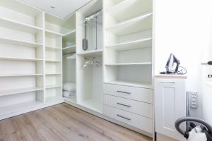 Nikky 2BR apt. in old town centre 