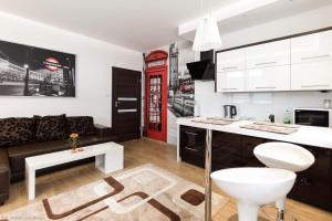 P&O Serviced Apartments FABRYCZNA