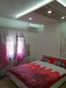 Studio Apartment room in Mango Apartments