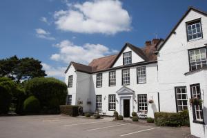 Coopers Lane, Evesham, Worcestershire WR11 1DA, England.