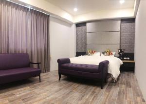 Giường đôi - Giường King (Double - King Bed)