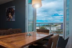 City Beach Apartment