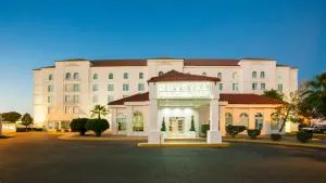 Krystal Urban Ciudad Juarez by US Consulate - 埃尔帕索