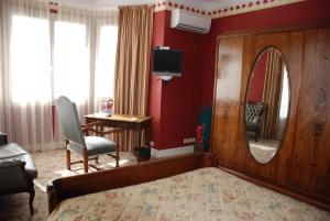 Hotels The Originals City, Hotel Le Bellevue, Montrichard (Inter-Hotel) : photos des chambres