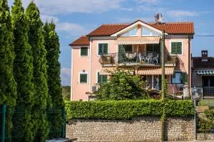 Malinska Center Apartment - 马林斯卡