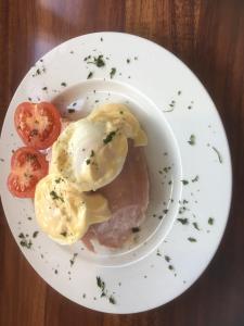 House on the Hill Bed and Breakfast