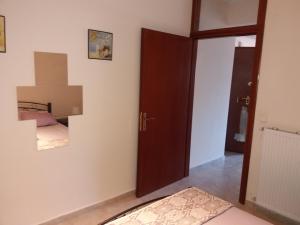Jordans Neoi Epivates Appartment by the Beach