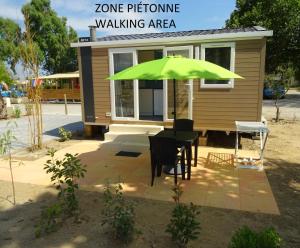 Campings Camping Domaine Du Golfe De Saint Tropez : photos des chambres