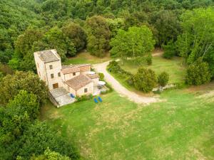  Pleasant Farmhouse in Rapolano Terme with Pool, Pension in Rapolano Terme