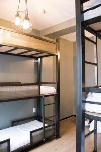 Bed in 15-Bed Mixed Dormitory Room with Bathroom room in Amsterdam Hostel Annemarie