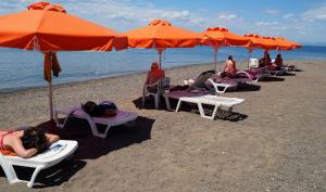 Akrogiali Beach Rooms