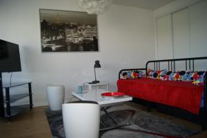 Appartements Jordan, proche centre, wifi, linge, produits, menage, : photos des chambres