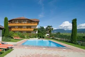 Garni Luziafeld Hof - كورنايانو