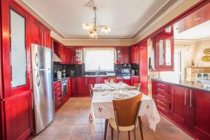 Zante View (4bedroom luxury home) Free Pickup