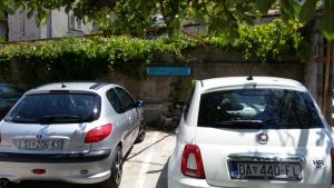 Studio Toma with private parking place