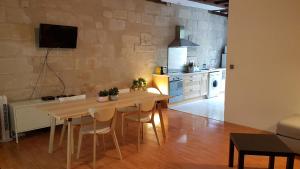 Appartements Appartement quartier historique proche des Halles : photos des chambres