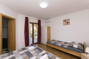 Rooms Nada 