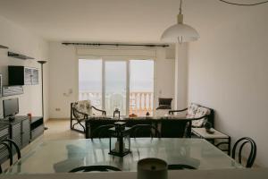 3 bedroom apartment in Aiguafreda Begur. Sea views and Terrace Ref:H26