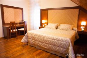Suite with Balcony room in Hotel Restaurante La Casilla