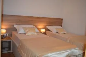 Blue Lake Luxury Rooms - Kamensko
