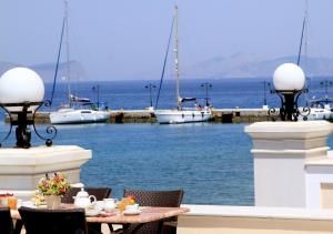 Nissia Spetses Greece