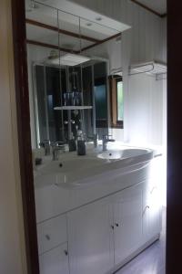 Chalets Relais Du Saussay : photos des chambres