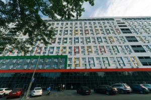 Dvukhurovnevyi liuks na Beresteiskoi