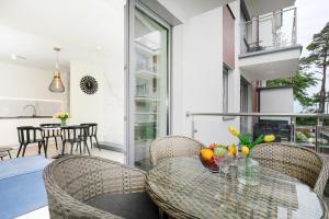 Apartament Klifowa z widokiem na morze i basenem